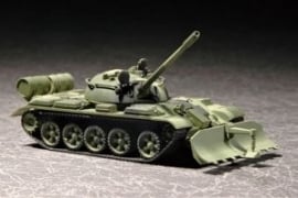 Trumpeter 7284 T-55