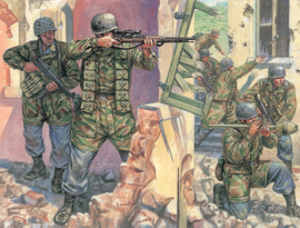 Italeri 6045 German Paratroopers