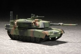 Trumpeter 7276 M1A1 Abrams
