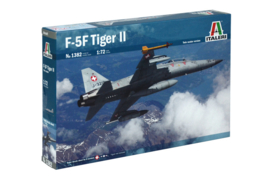 Italeri 1382 F-5F Tiger II