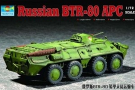 Trumpeter 7267 Russian BTR-80 APC