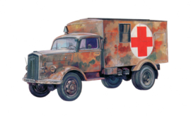 Italeri 7055 Kfz. 305 Ambulance