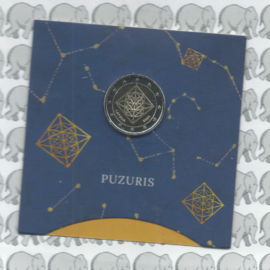Letland 2 euromunt CC 2024 (17e) "Puzuris (van stro gemaakte decoraties)" (in coincard)
