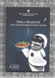 Italië 5 euromunt 2020 "De Italiaanse eet- en wijncultuur: pizza en mozzarella" (zilver, coincard in blister)