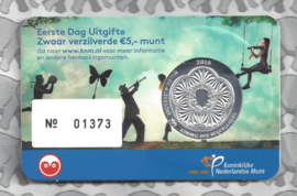 Nederland 5 euromunt 2018 (37e) "Leeuwarden vijfje" (1e dag van uitgifte coincard in envelopje)