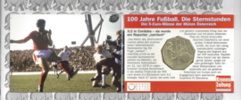 Oostenrijk 5 euromunt 2004 (4e) "100 jaar voetbal, narrisch" (zilver in blister X)