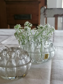 Vintage bloemensteker uit Frankrijk.