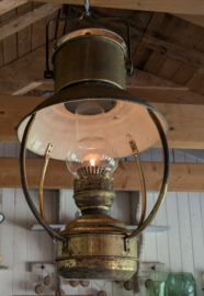 Oude messing olielamp, scheepslamp.