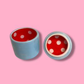 Doosje paddenstoeltjes van keramiek