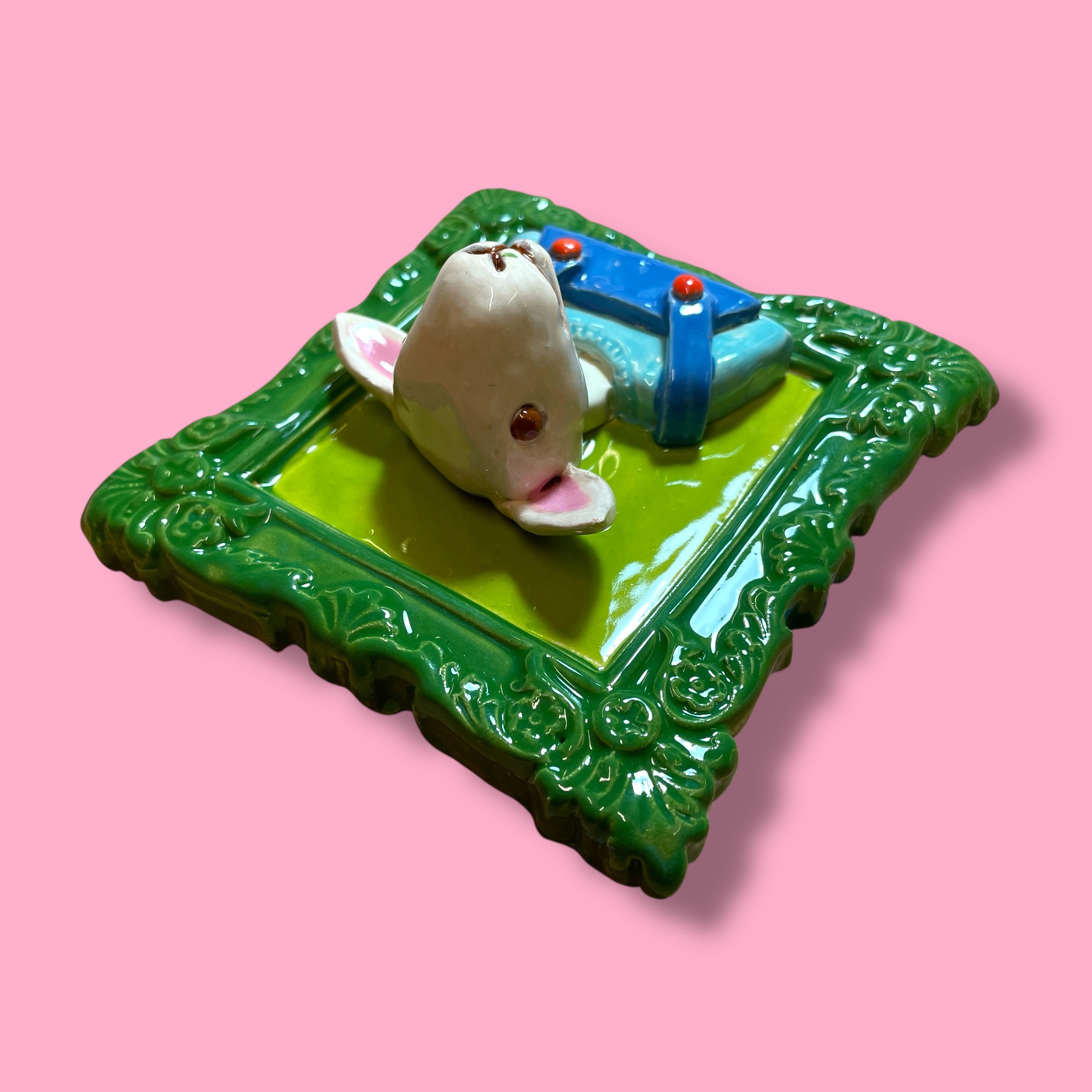 Schilderijtje van keramiek schaap Gerrit
