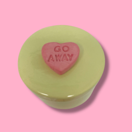 Doosje 'go away'