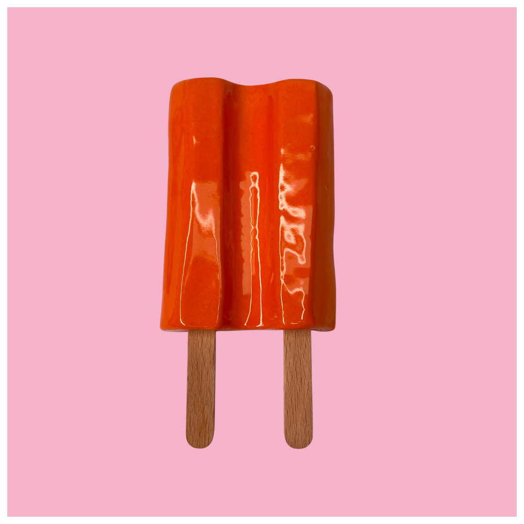Dubbellikker van keramiek oranje