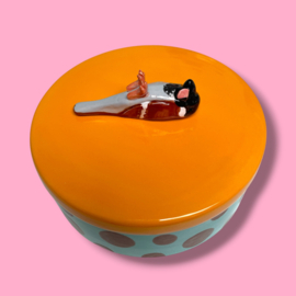 Dooie mus koektrommel aqua/bruin gestipt geel deksel