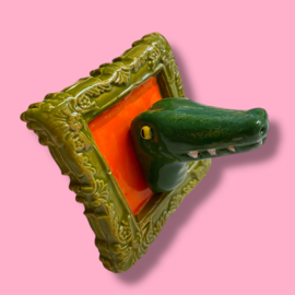 Schilderijtje van keramiek Jill Krokodil