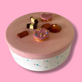 Koekjes koektrommel confetti  lichtroze deksel woensdag 