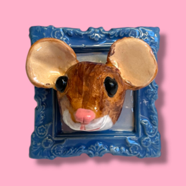 Schilderijtje van keramiek Morris Muis
