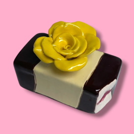 Mini urn 'mergpijp met roosje'