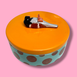 Dooie mus koektrommel aqua/bruin gestipt geel deksel