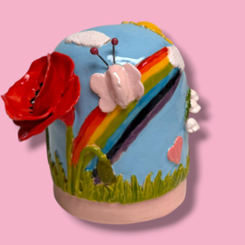 Kleine urn 'bloemen en regenboog'