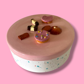 Koekjes koektrommel confetti  lichtroze deksel woensdag 