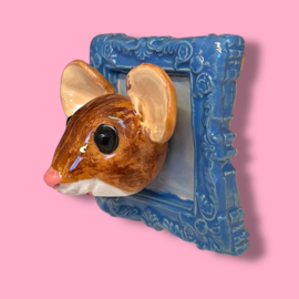 Schilderijtje van keramiek Morris Muis