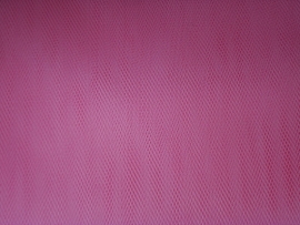 Tule kleur fuchsia roze   1,25  euro per meter groot verpakking  ART 09