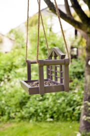 Swing Feeder