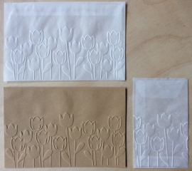 TULPEN 10 Pergamijn enveloppen of bruine loonzakjes