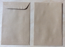 1 Brown envelope: 9,5 by 14,5 cm