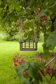 Swing Feeder