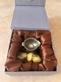 Messing Ghee lampje schildpad + 5 ghee kaarsjes