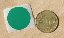Ronde stickers 2 cm donker groen per 1, 5, 10, 25, 50 of 100 stuks, vanaf