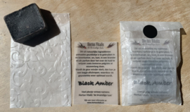 Zwarte Amber * Black Amber * Ambre Noir * Schwarzer Bernstein * inclusief organza-zakje * vanaf € 4,00