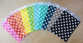 5 Gift Bags  DOTS, 13 by 16,5 cm, by color