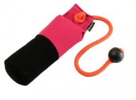 Long-Throw dummy 250g hot pink/zwart