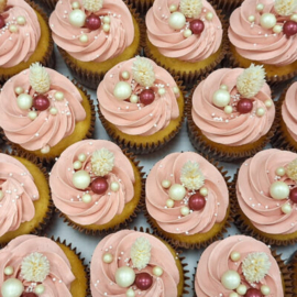 Cupcake E │à 4 stuks
