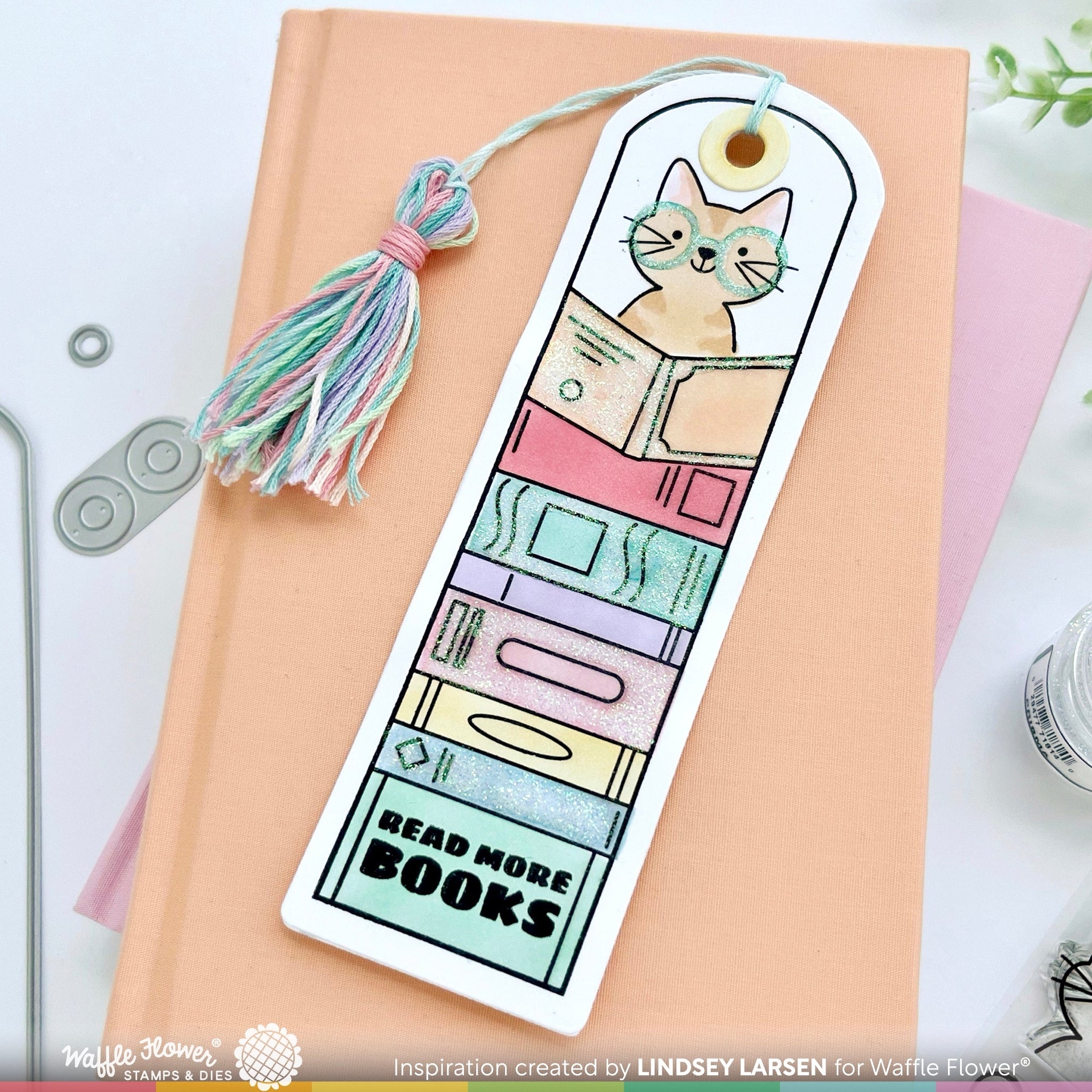 Round Critter Bookmark Stamp Set