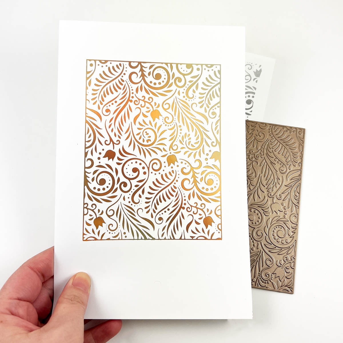 Vintage Vine Foil Plate