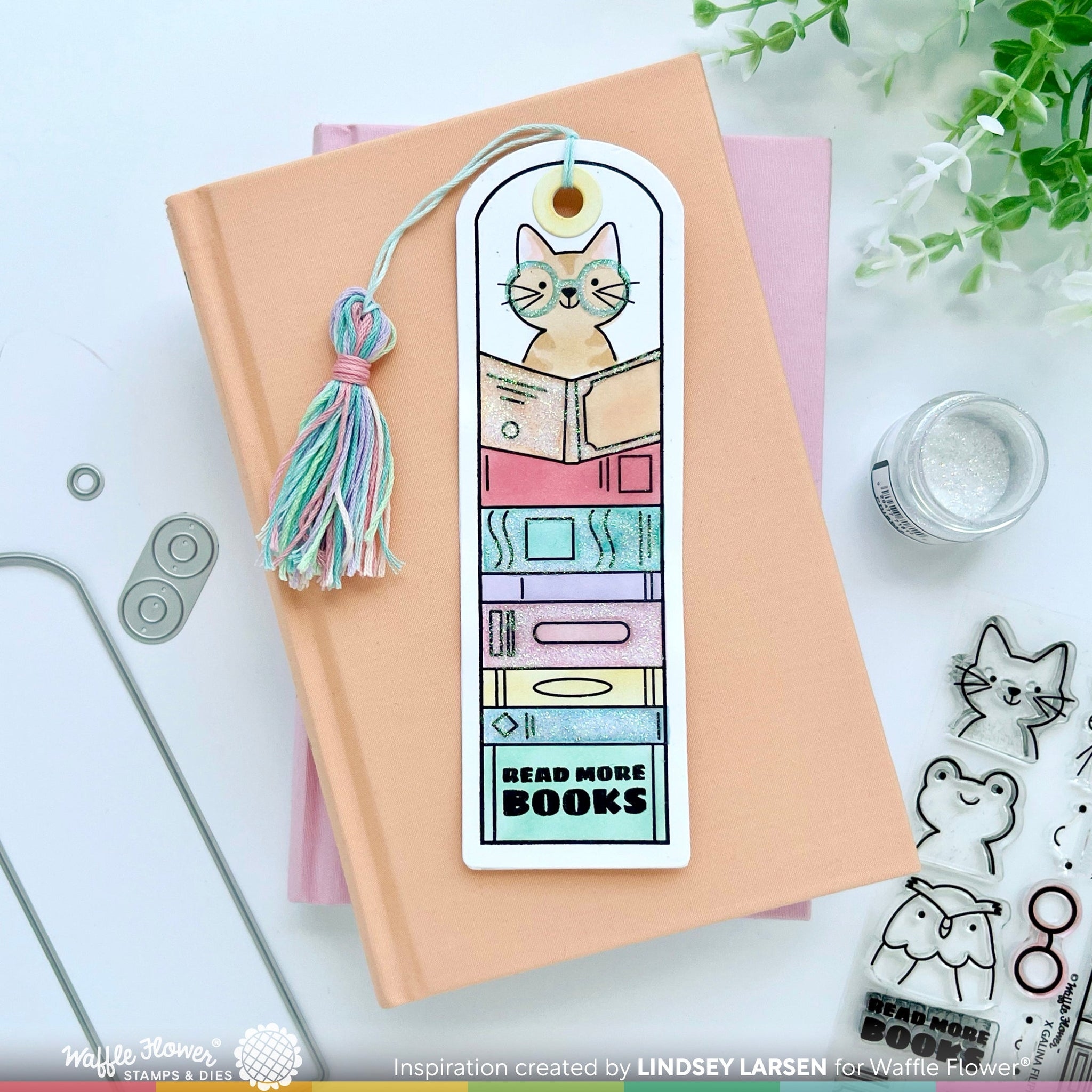 Round Bookmark Die