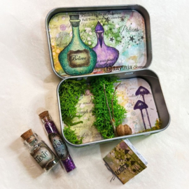 LAV956 Apothecary Stamp