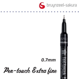 Sakura marker extra fijn 0.7mm zwart