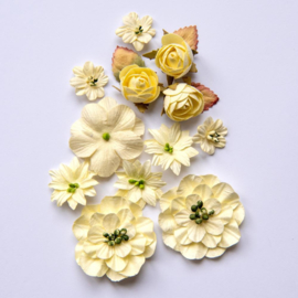 Country Blooms Cream