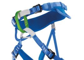 Petzl Macchu harness