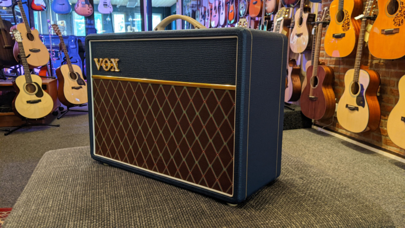 Vox AC 10 Custom Royal Blue Limited Edition 2022