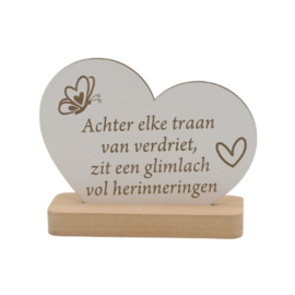 tekstgedenkplankje achter elke traan van verdriet