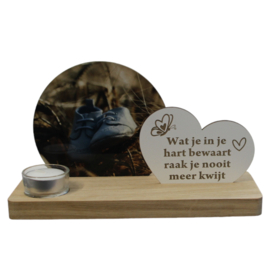 Fotogedenkplankje theelichtje met tekst wat je in je hart bewaart
