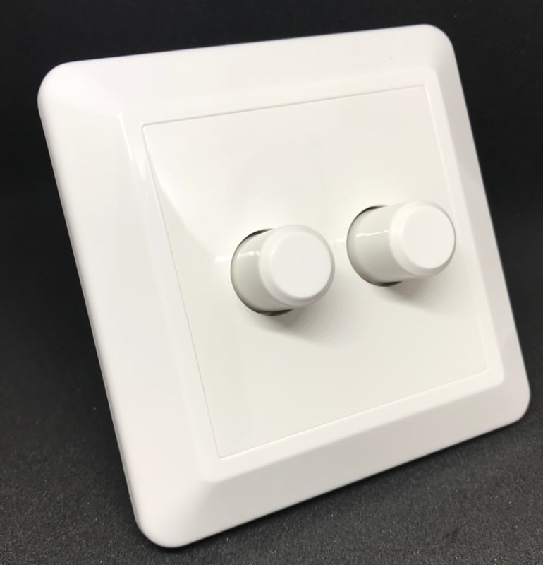 Wrok Is aan het huilen flexibel LED Pro dimmer- duo - universel - 0-100 watt - inclusief afdekplaat - dubbele  dimmer | Accessoires | hetLEDje.nl