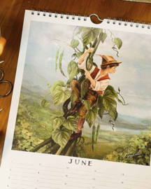 Iris Esther kalender "A Year of Fairy Tales"
