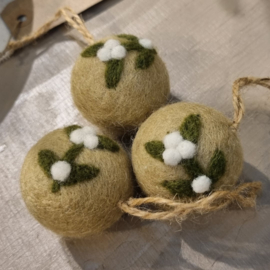 Vilten kerstballen Small - Mistletoe  - per 3
