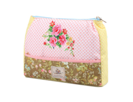 A Spark of Happiness Cosmetic Bag Large - Sasha